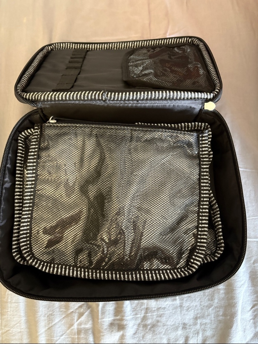 Sephora Collection makeup case - Picture 5 of 7
